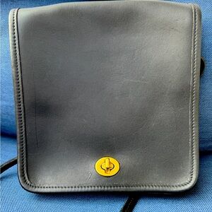 Vintage late 80’s/early 90’s Coach black leather crossbody